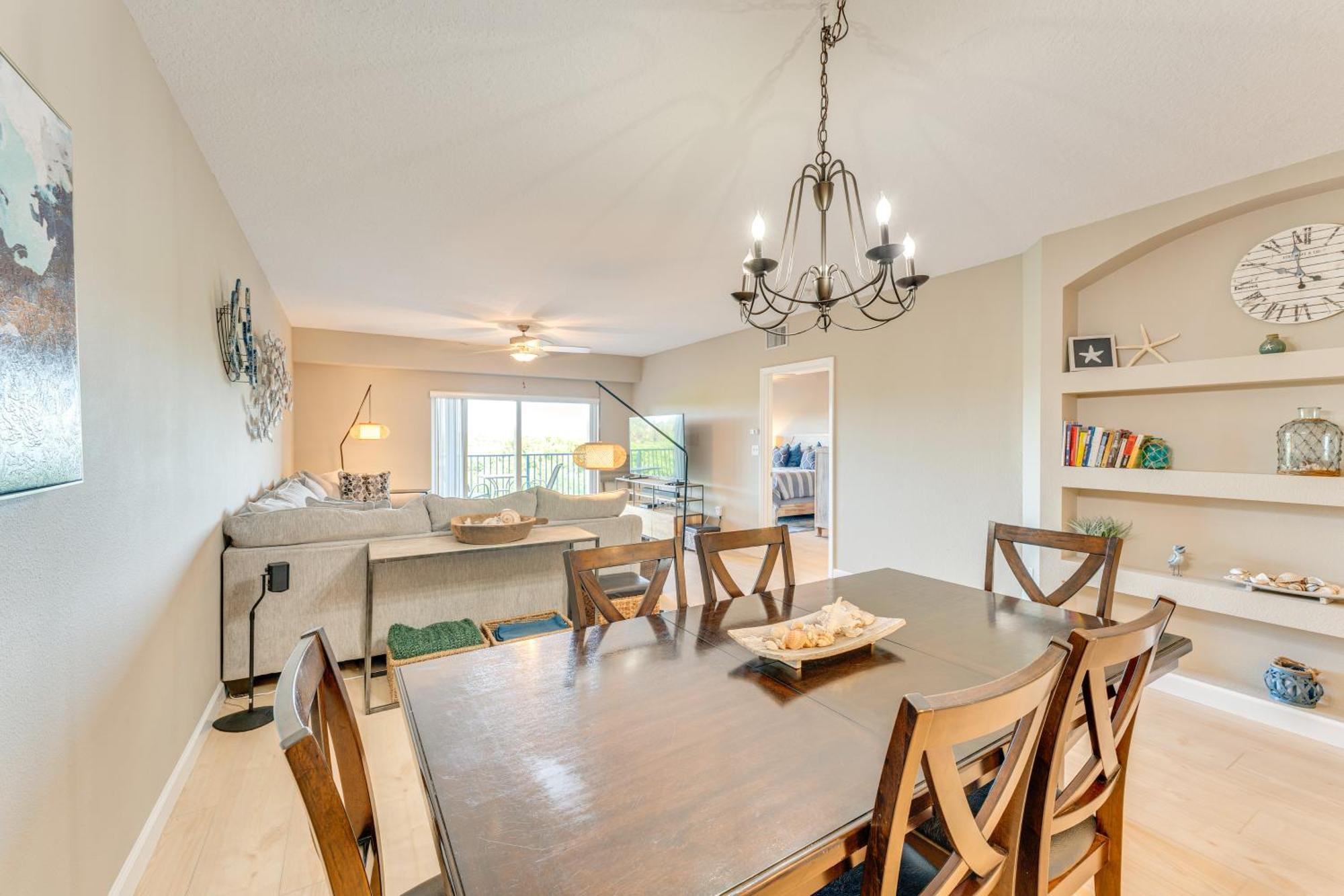 New Smyrna With Balcony And Pool Access Apartment *
