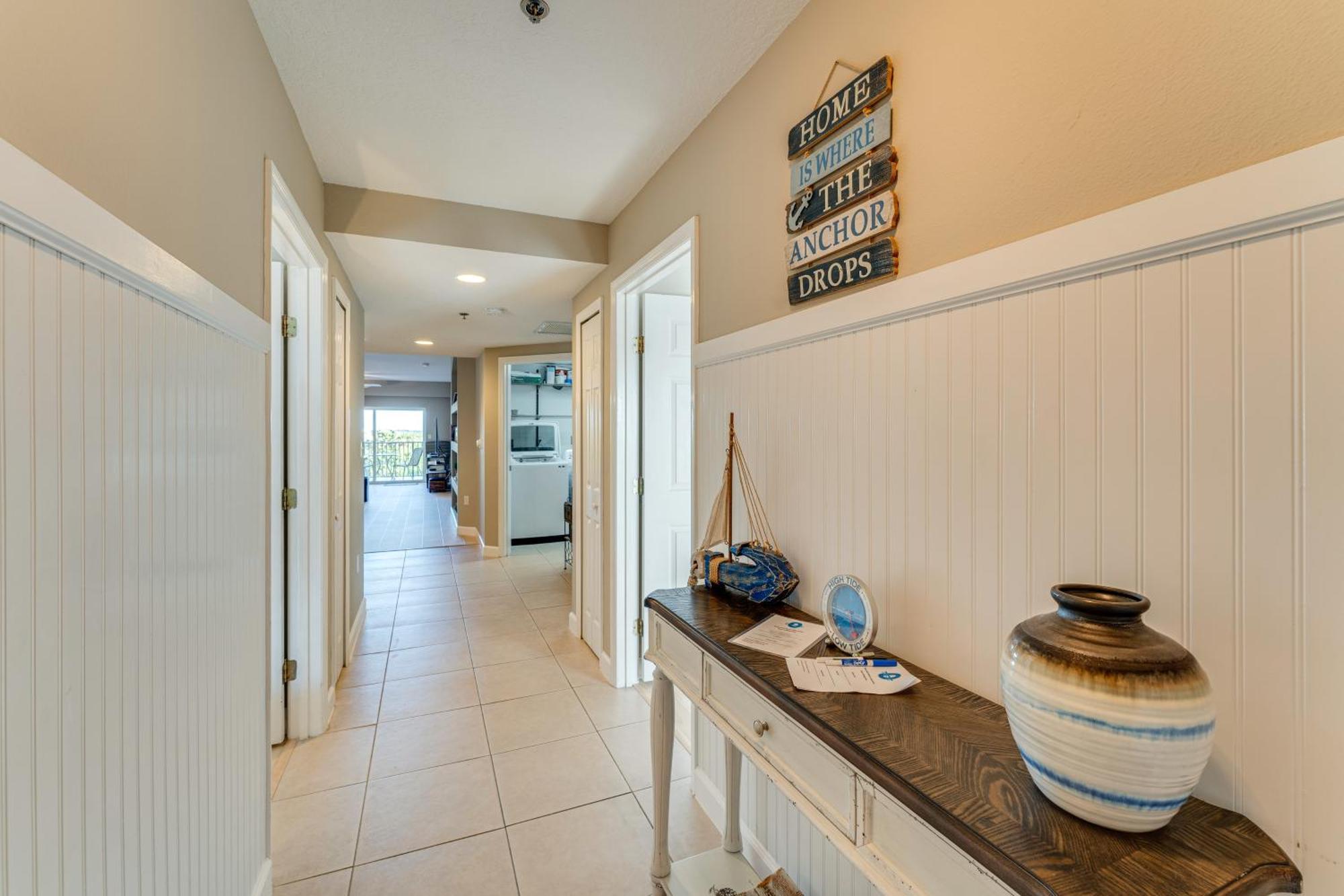 New Smyrna With Balcony And Pool Access New Smyrna Beach