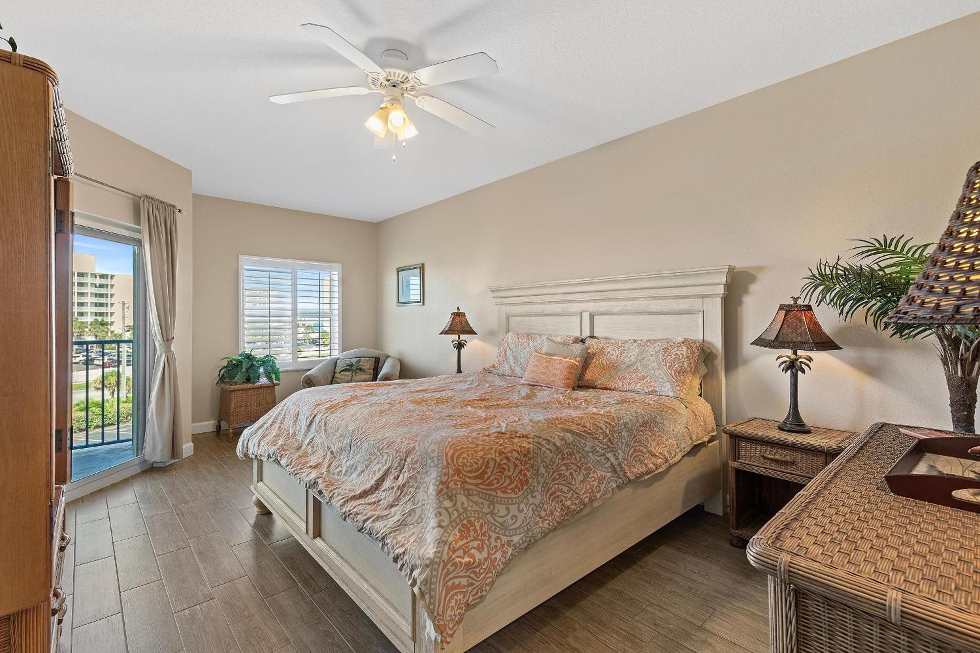 Oceanwalk 3-403 Holiday home New Smyrna Beach