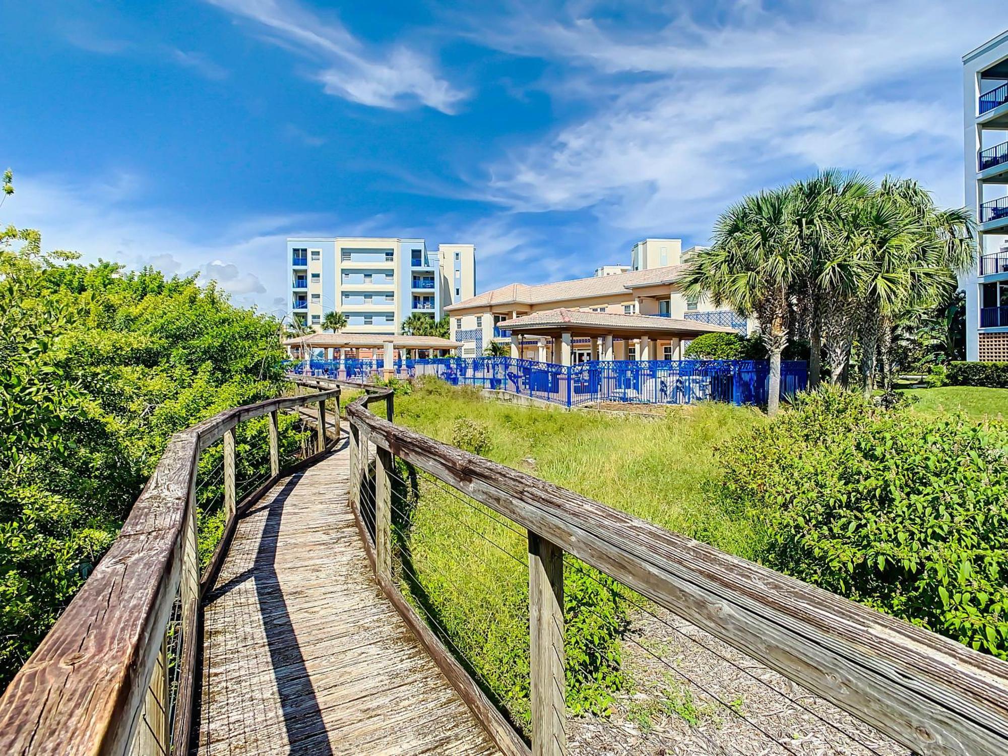 Apartment Oceanwalk 14-204 Access Pool Tennis Courts *