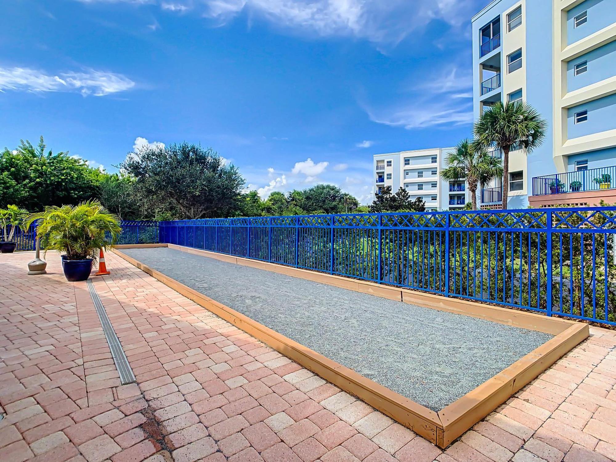 Oceanwalk 14-204 Access Pool Tennis Courts *