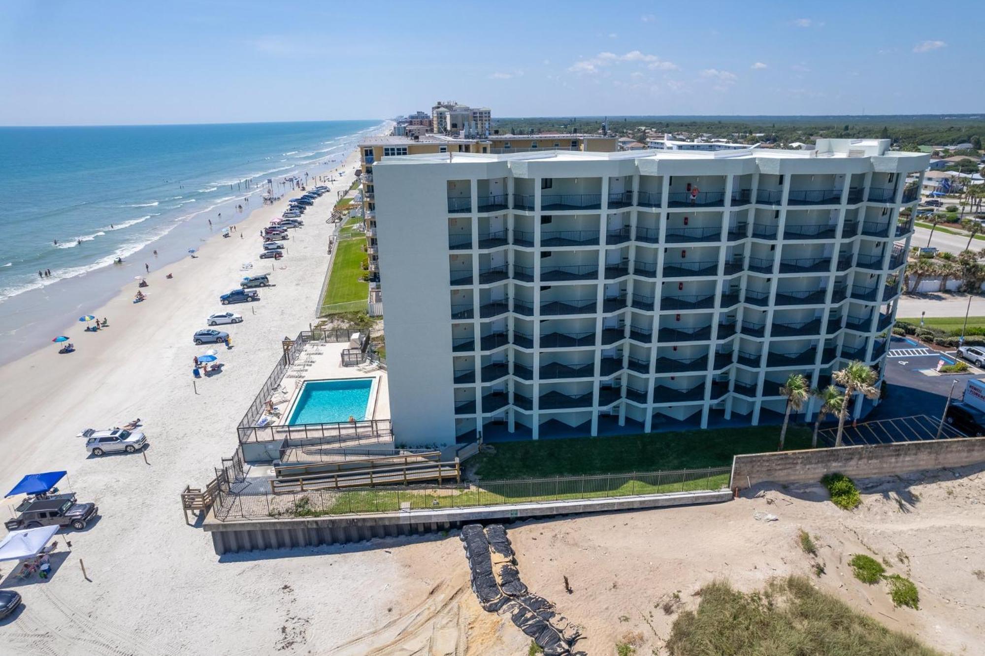 Ocean View With A Beachfront Pool At Ocean Trillium ~ 203 Apartment *