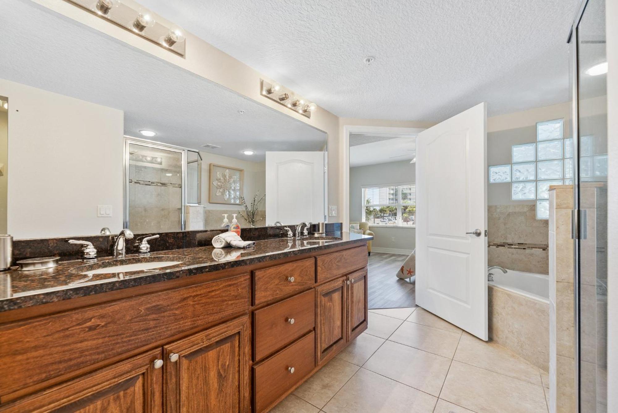 Apartment Ocean View Next To Pool And Amenities Corner Unit 3 Balconies Ow20-201 New Smyrna Beach