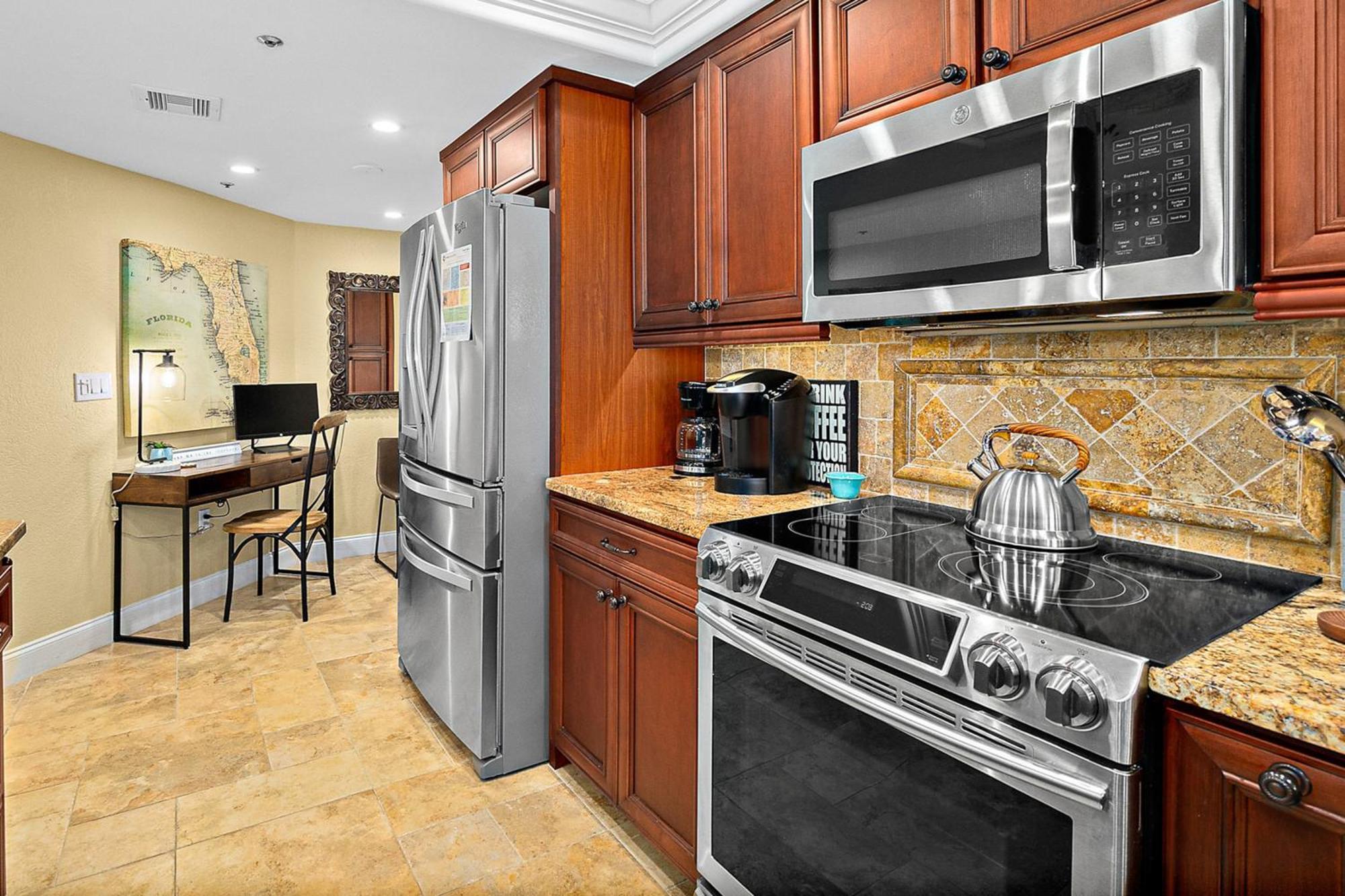 Ebb Tide 506 Apartment *