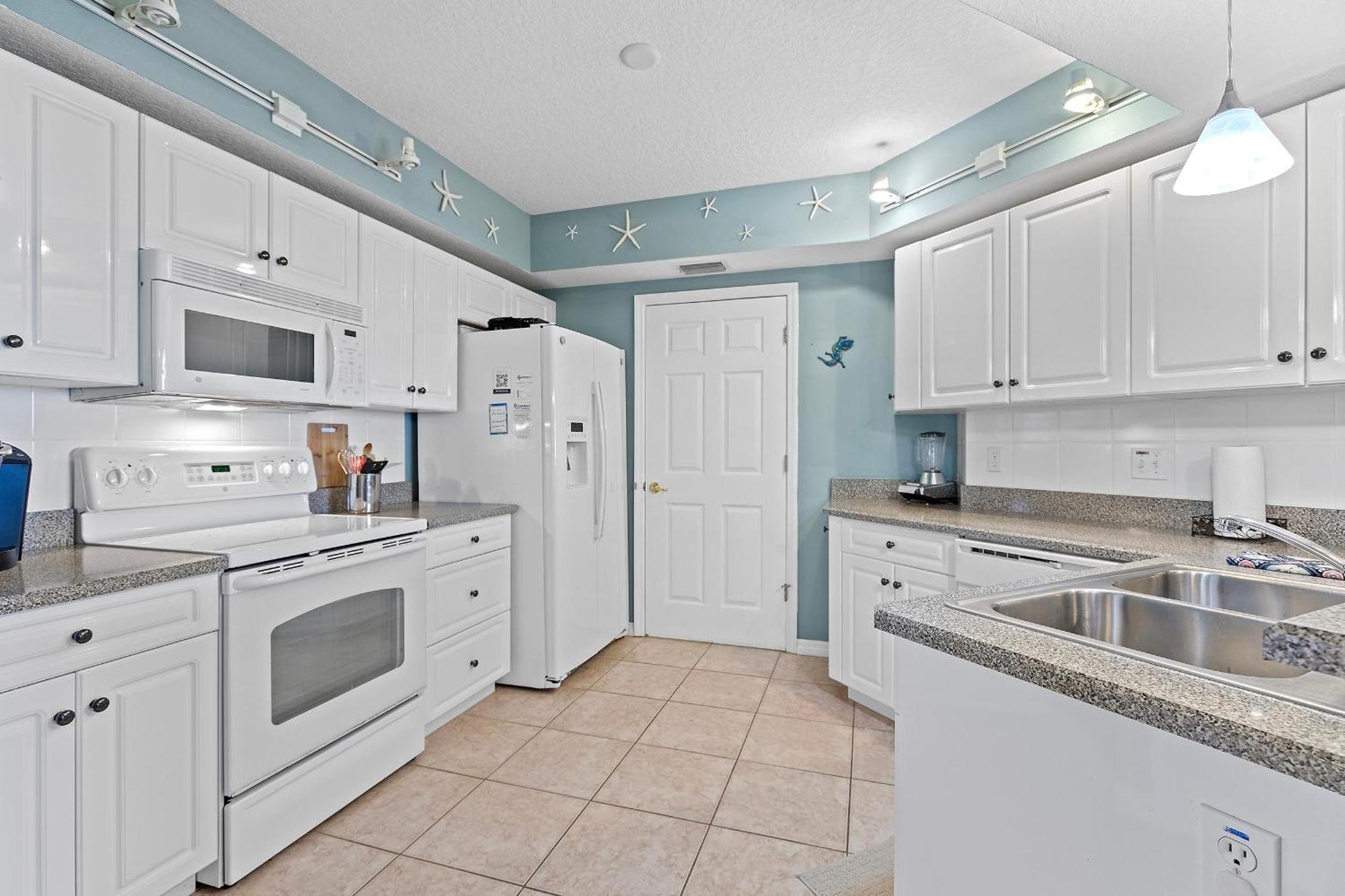 Oceanwalk 15-302 Holiday home