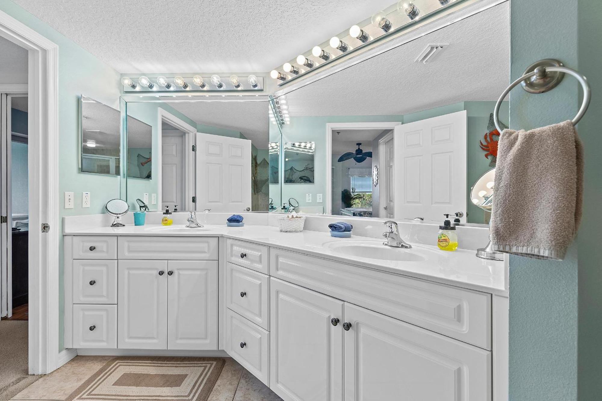 Oceanwalk 15-302 Holiday home New Smyrna Beach