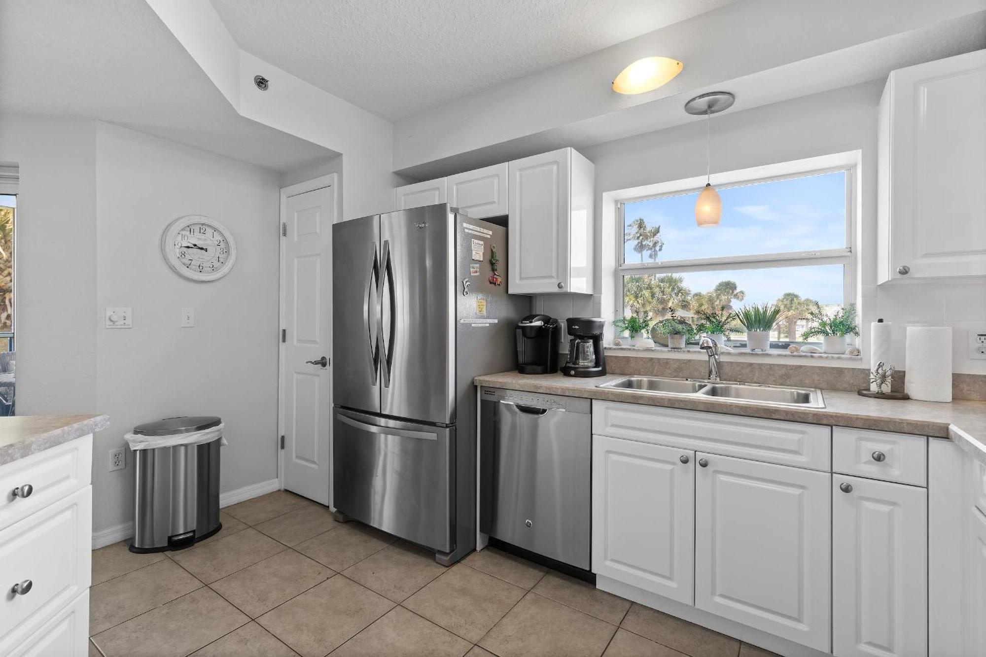 Oceanwalk 3-201 Holiday home New Smyrna Beach