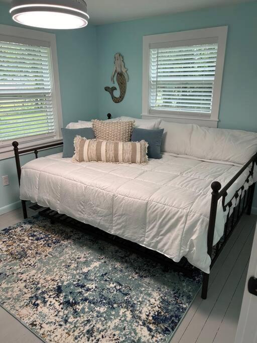 The Sunshine Holiday home New Smyrna Beach