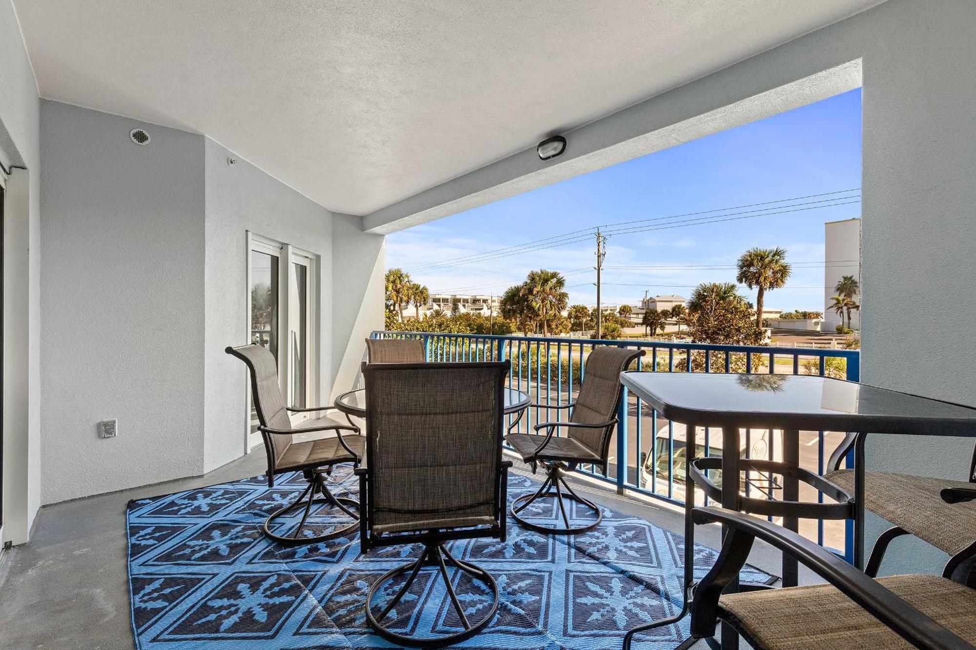 Oceanwalk 2-202 Holiday home