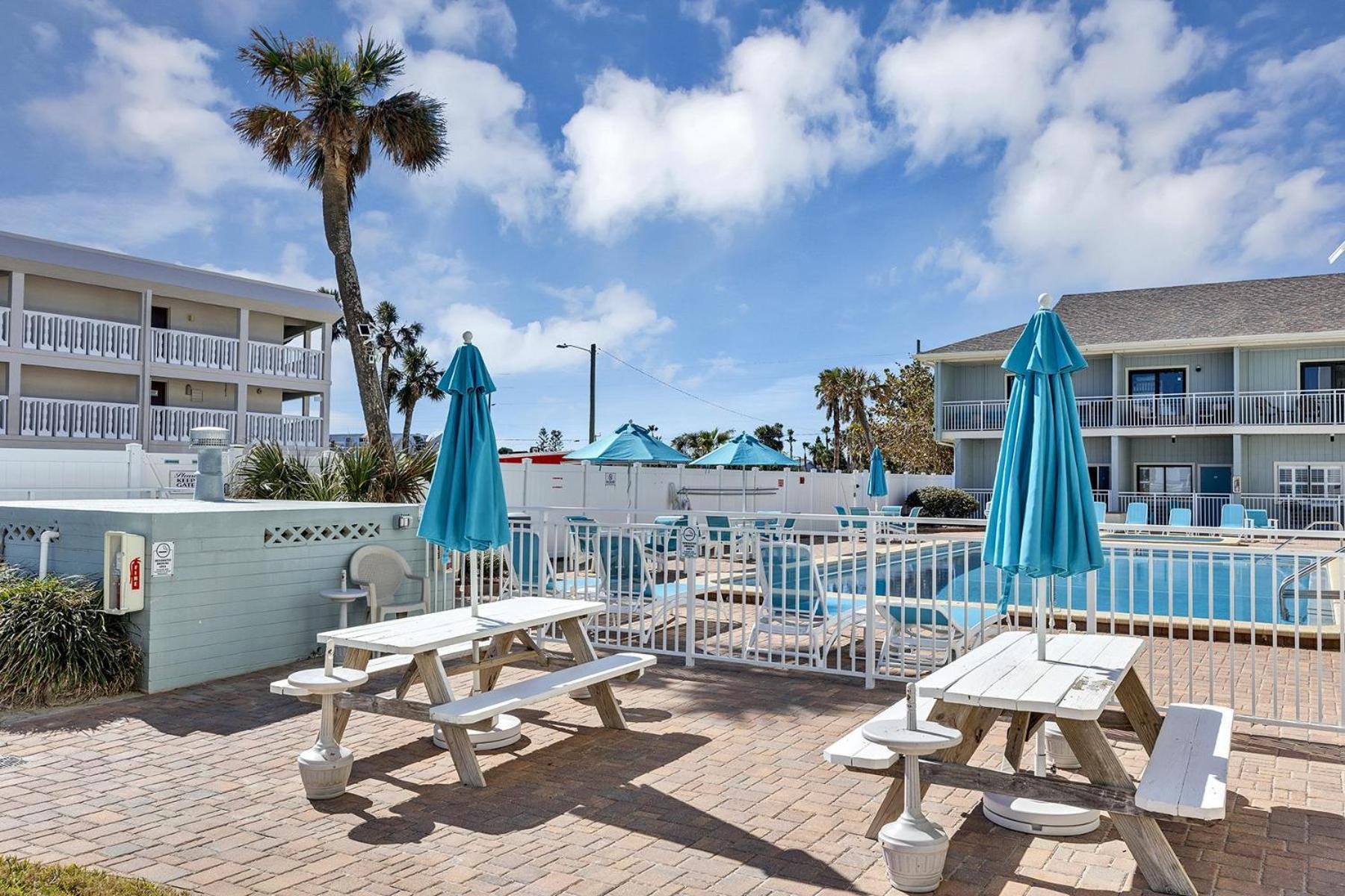 The Sea Esta At Coastal Waters Apartment *