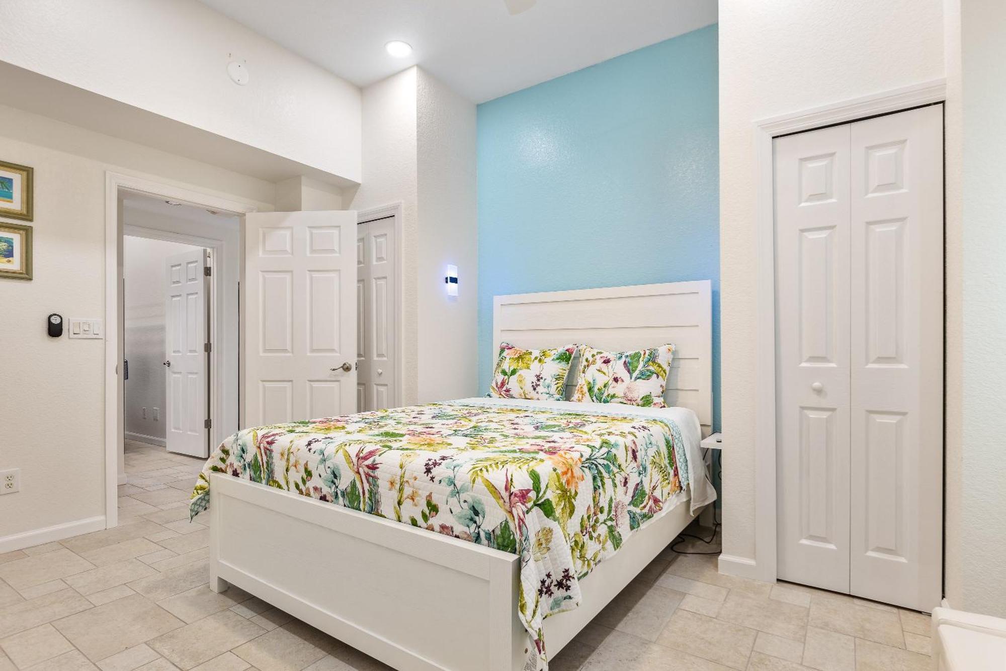 Little Latitude - Tide - Oceanfront - 6618s Apartment
