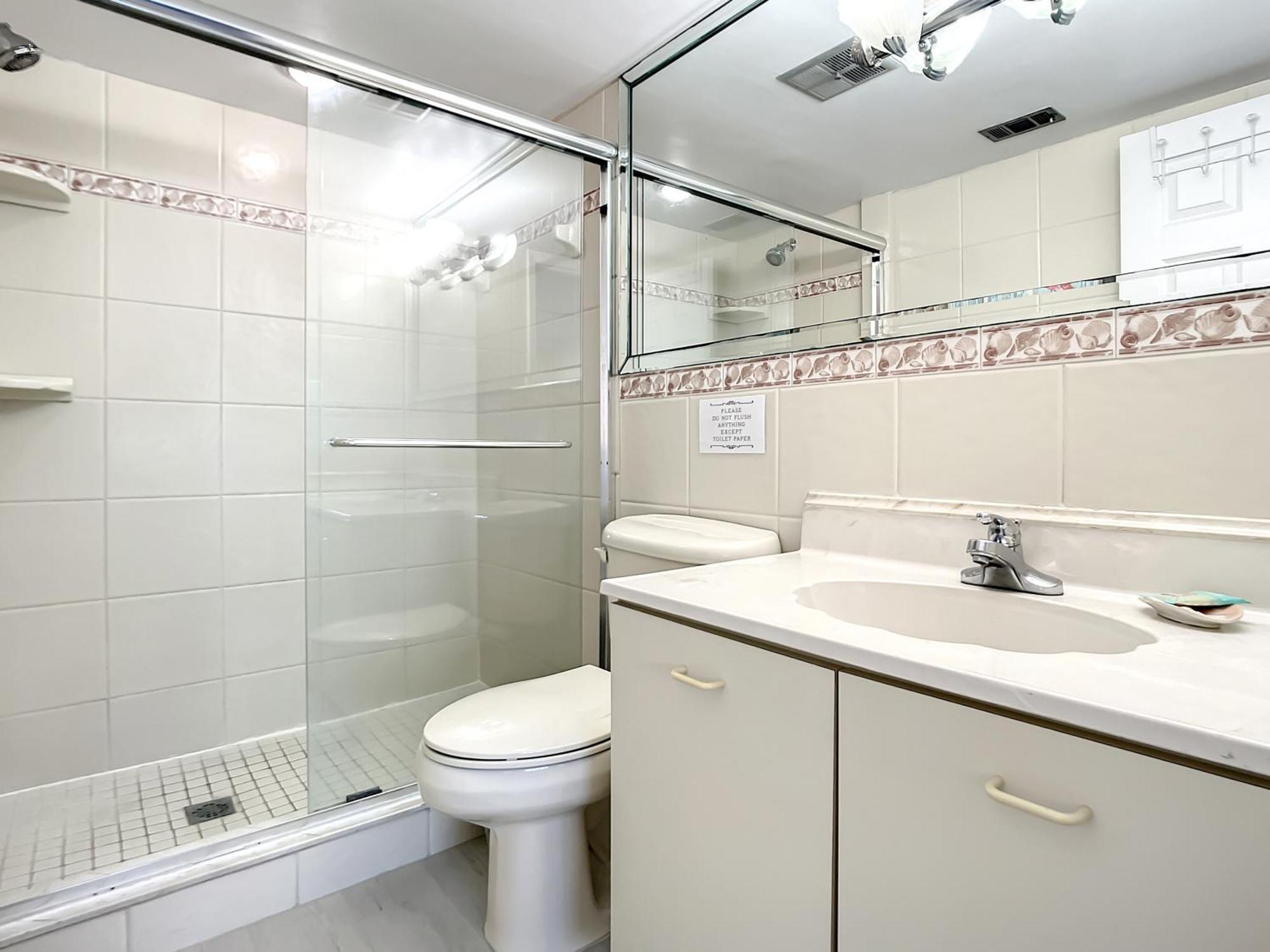 Apartment Lovely Direct Beachfront - Ha10 *