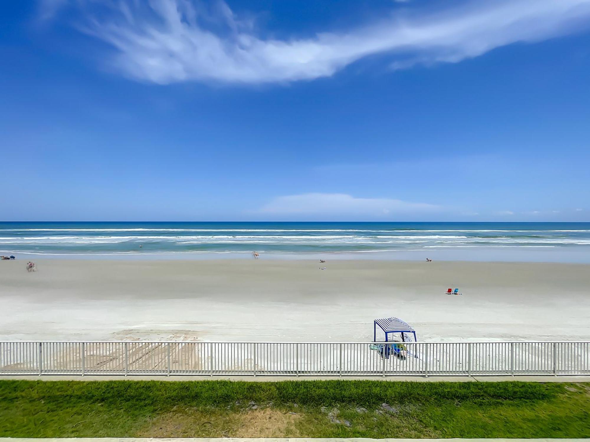 Apartment Lovely Direct Beachfront - Ha10 *