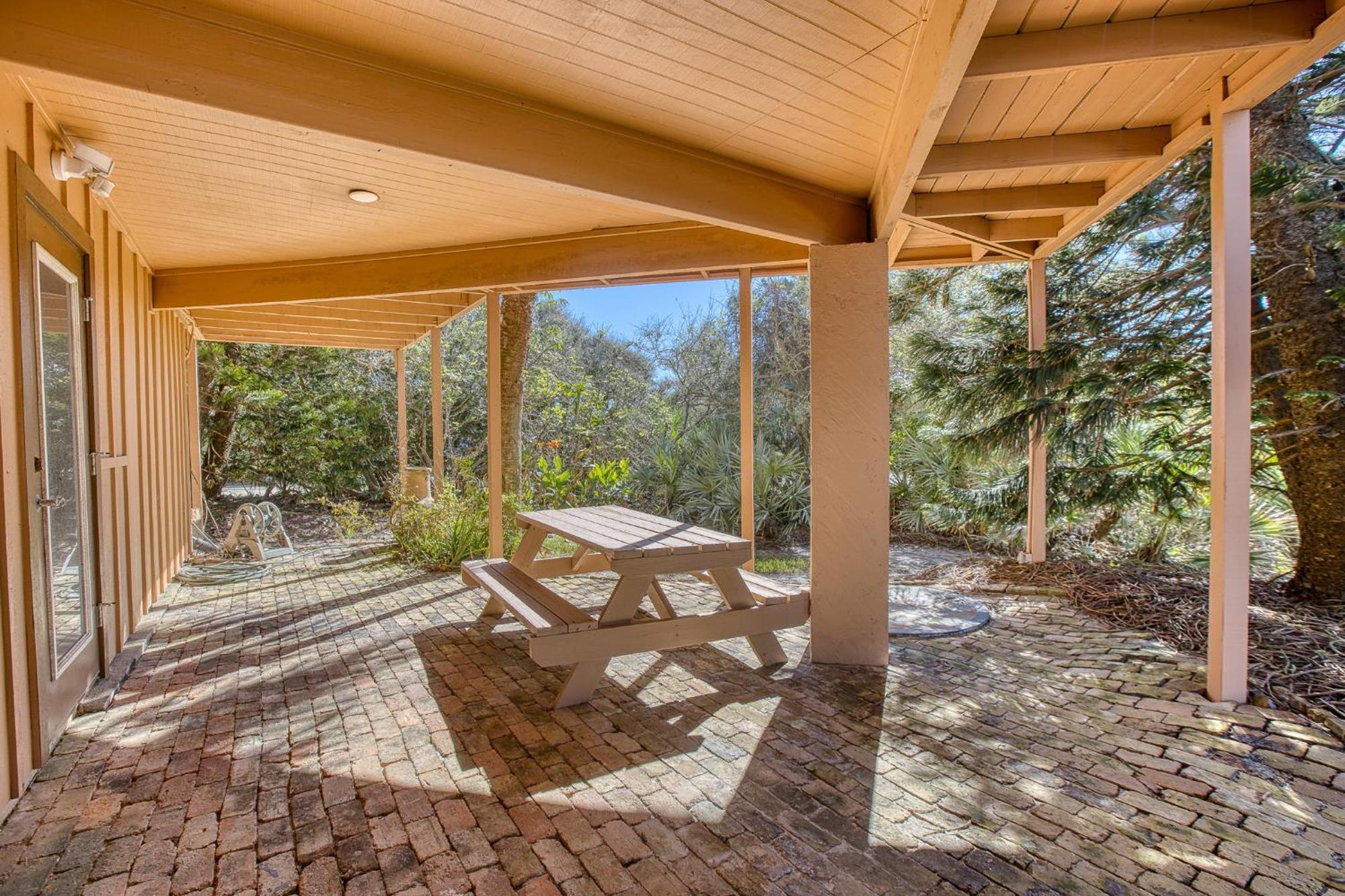 Timeless Tides - Oceanfront Retreat! Amazing Deck & Hot Tub On Car Free 5807s