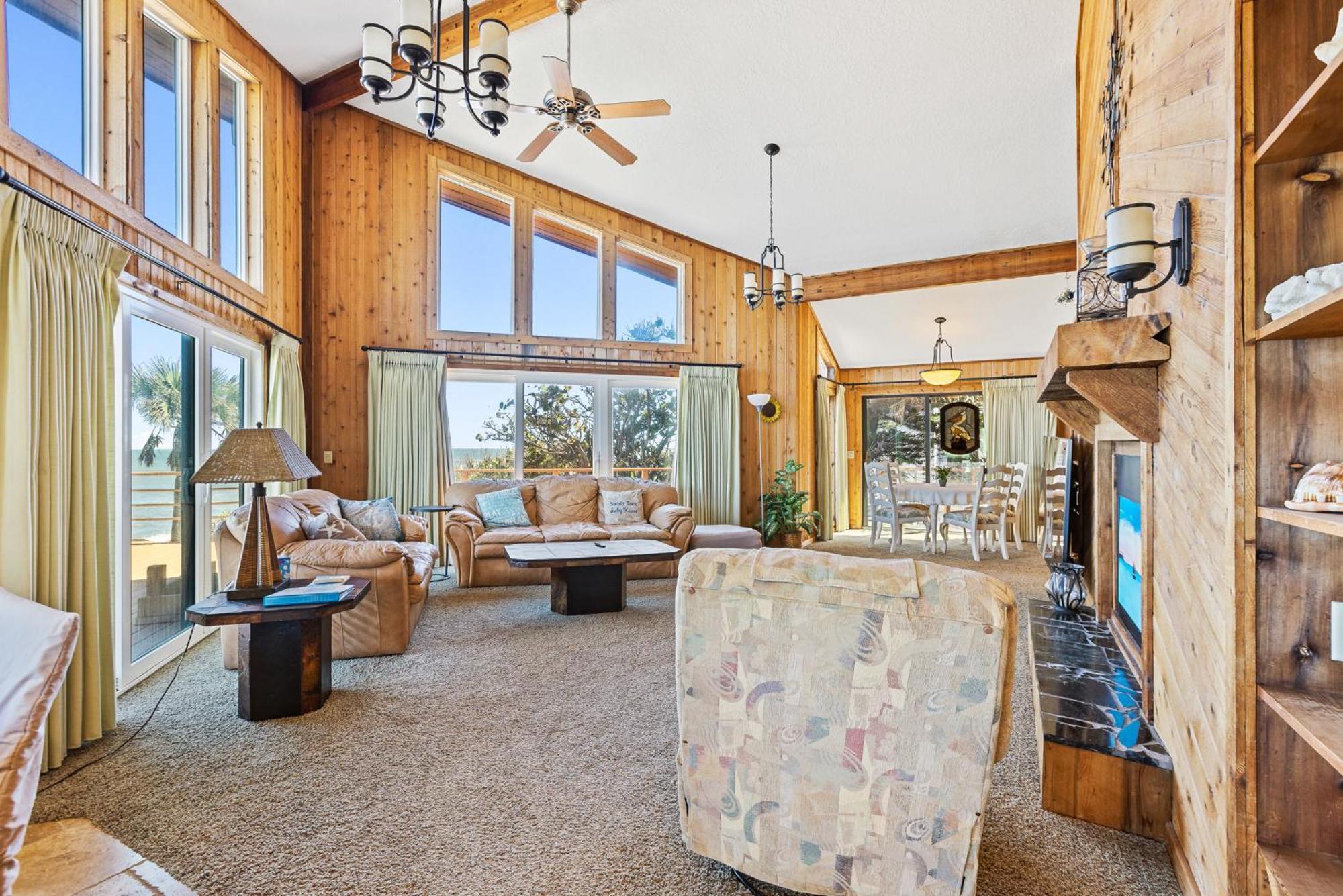 Timeless Tides - Oceanfront Retreat! Amazing Deck & Hot Tub On Car Free 5807s *