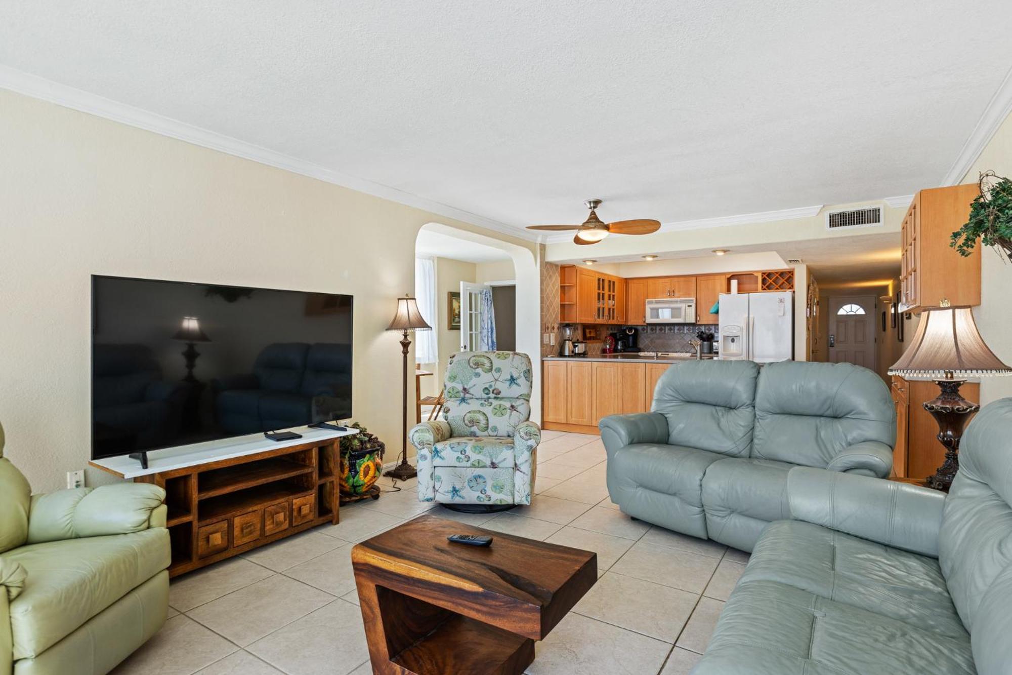 Oceanfront Corner Unit! Pool Views On Car Free Beach! Smyrna Club B219 New Smyrna Beach