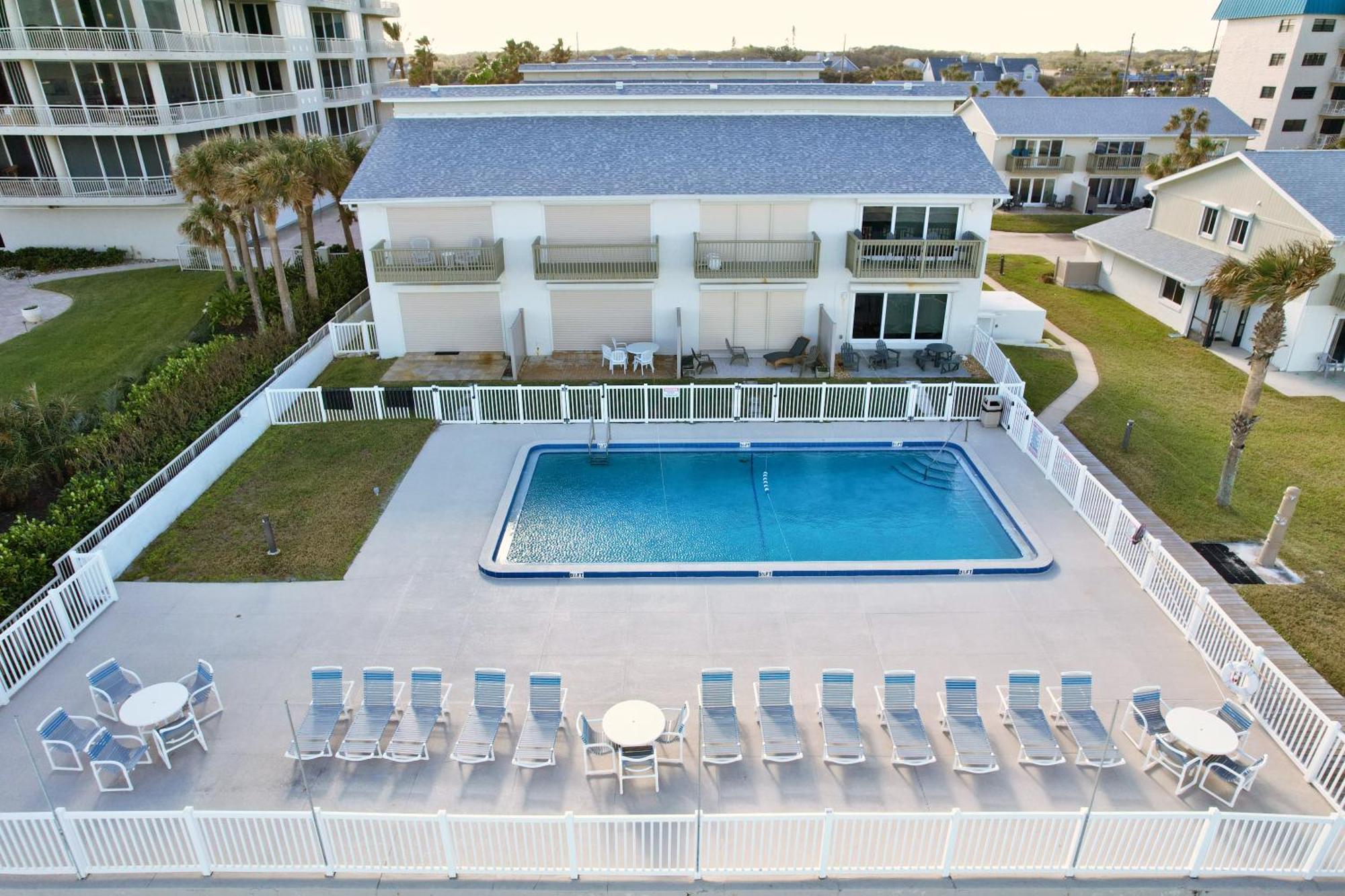 Zen Retreat - Ocean View Townhouse -no Drive *