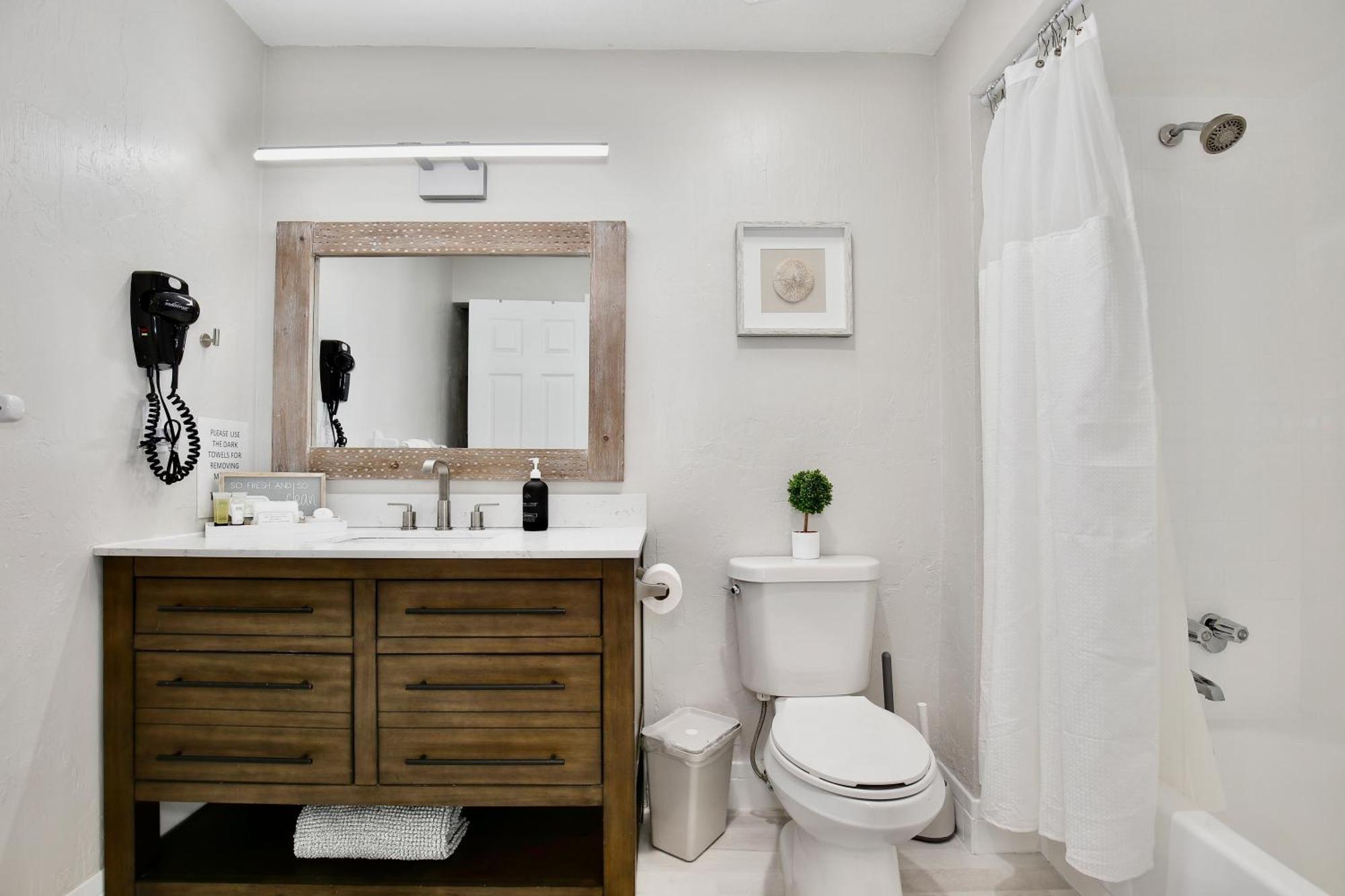 Zen Retreat - Ocean View Townhouse -no Drive *