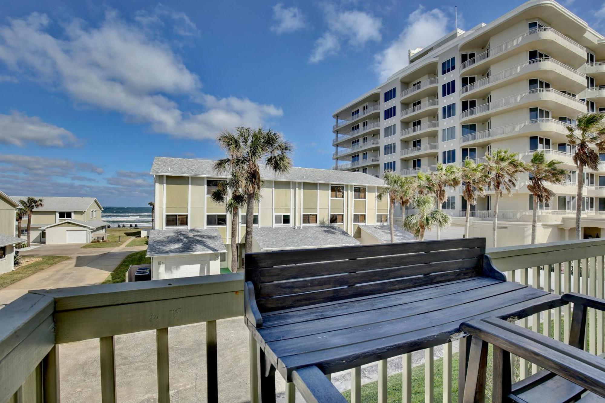 Zen Retreat - Ocean View Townhouse -no Drive New Smyrna Beach