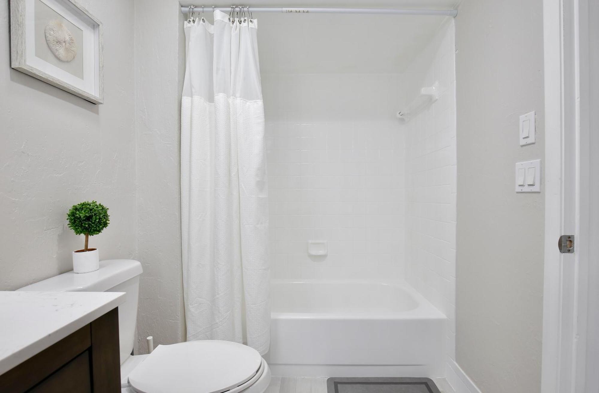 Zen Retreat - Ocean View Townhouse -no Drive *