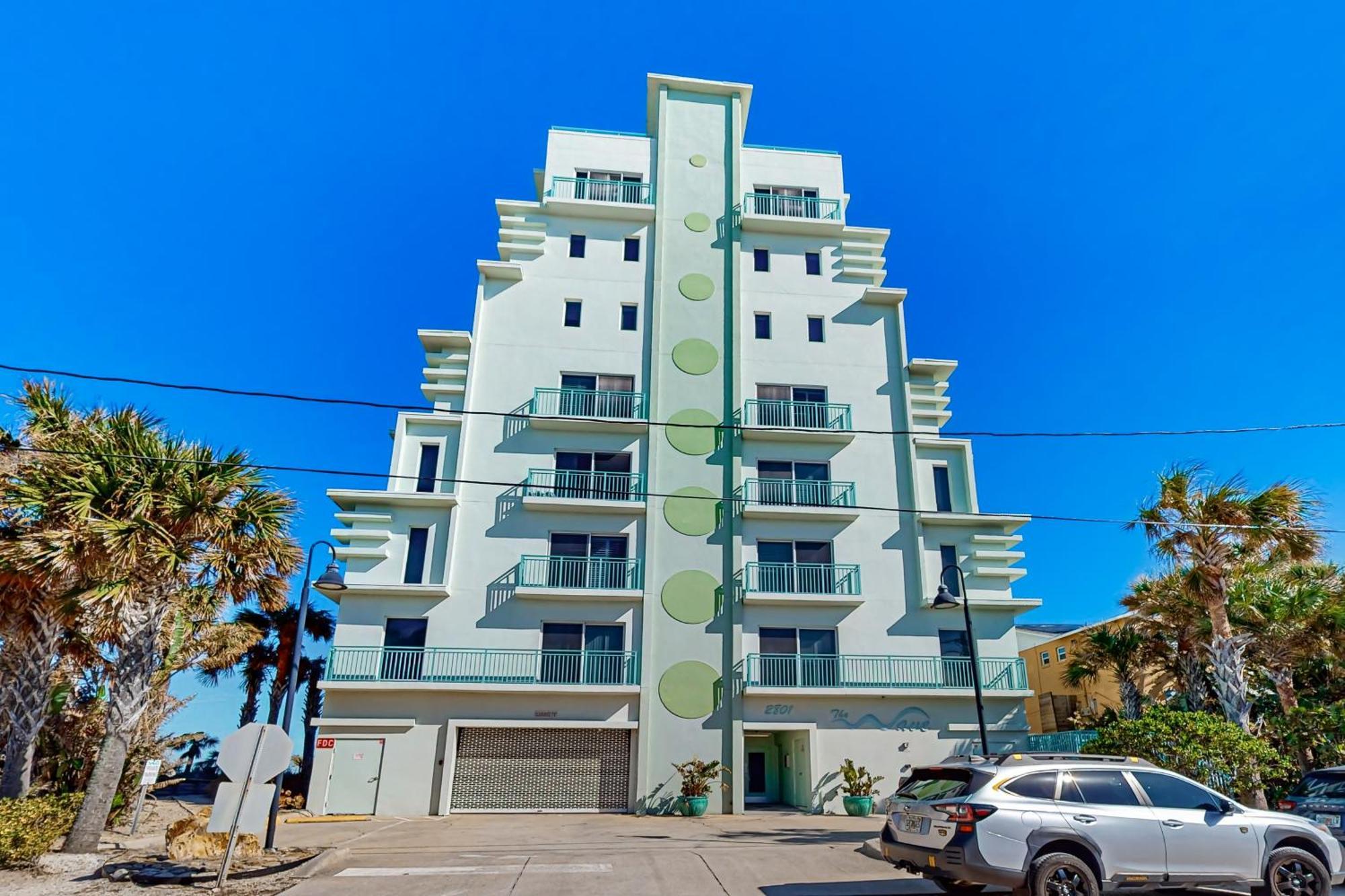 Apartment The Wave 202 New Smyrna Beach