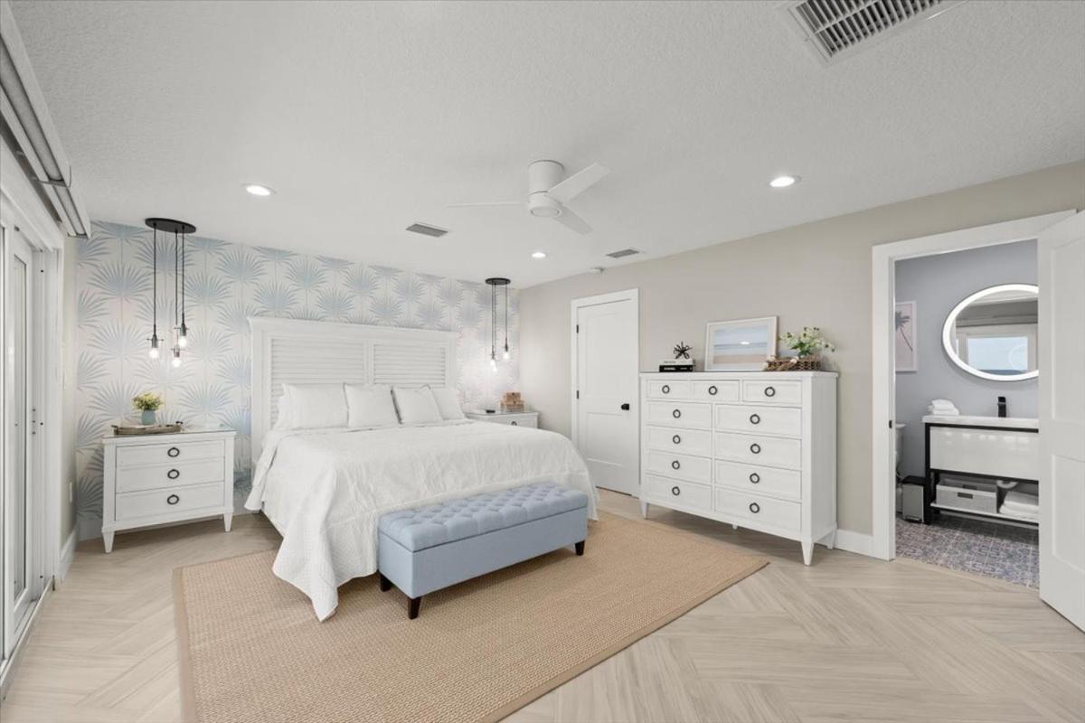 Apartment Renovated Townhouse W Stunning Views Of The Ocean *
