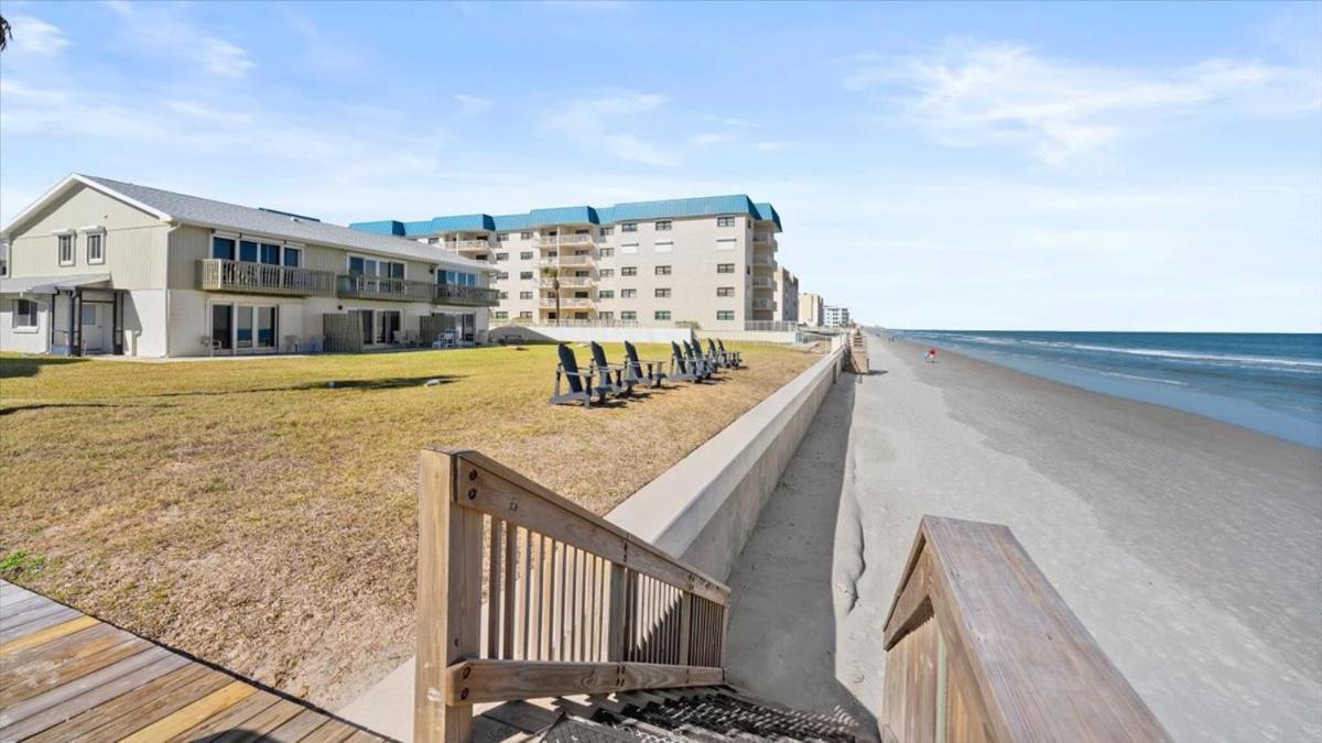 Apartment Renovated Townhouse W Stunning Views Of The Ocean
