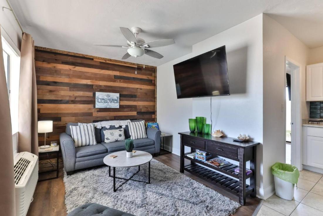 Hotel Coastal Waters New Smyrna Beach
