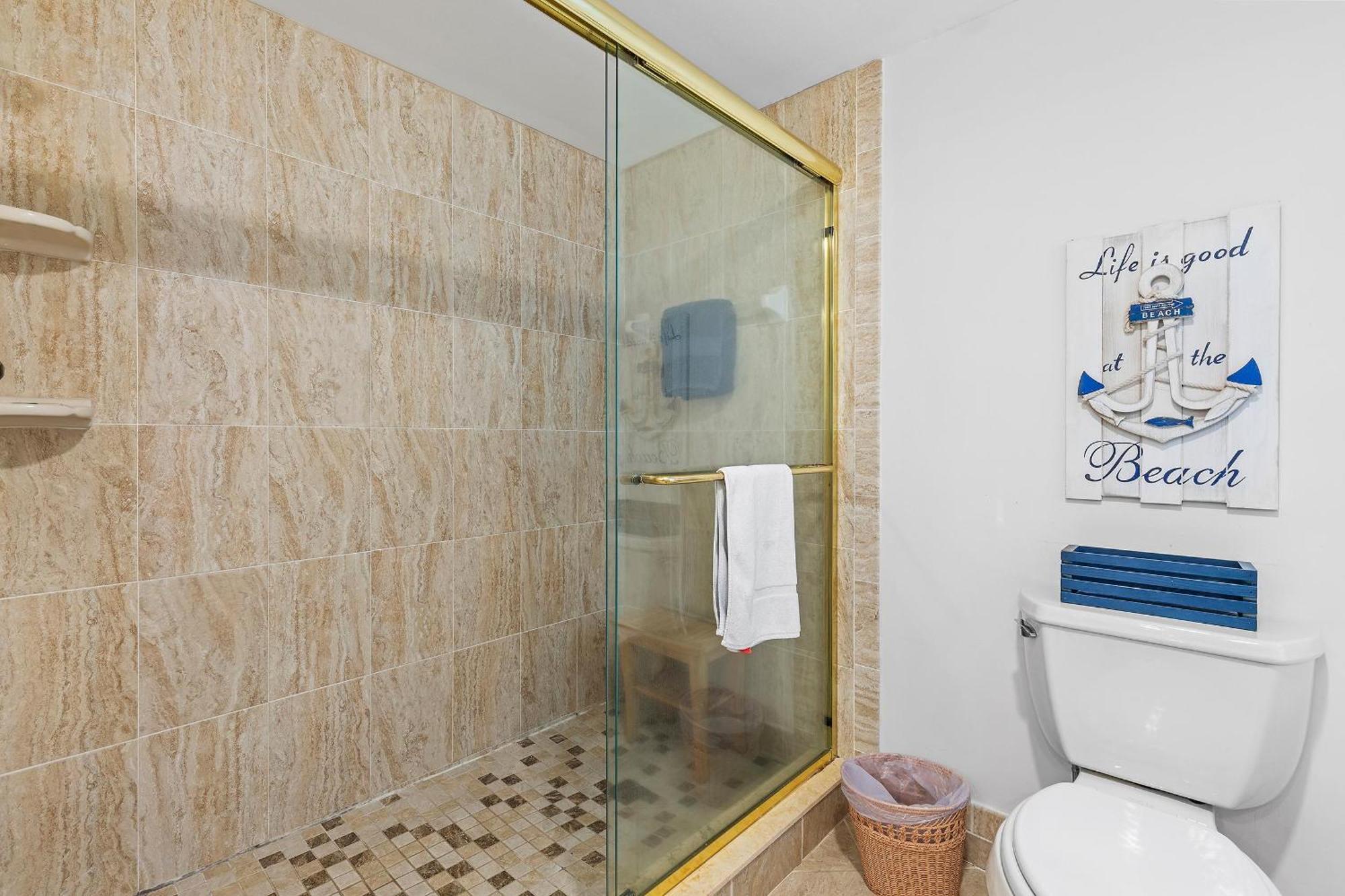 Holiday home Ebb Tide 101