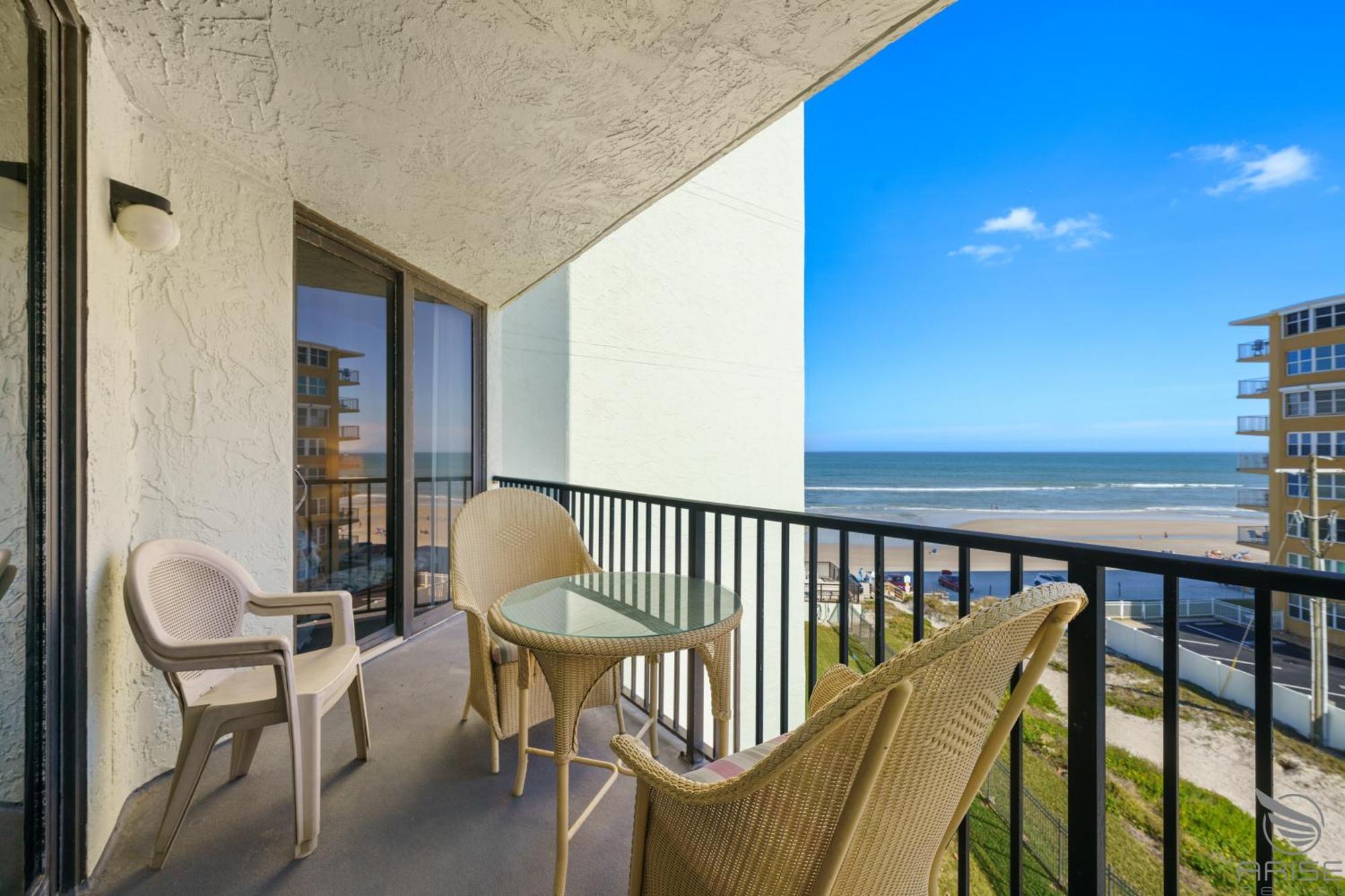 Aparthotel Coastal On The At Ocean Trillium #501 New Smyrna Beach