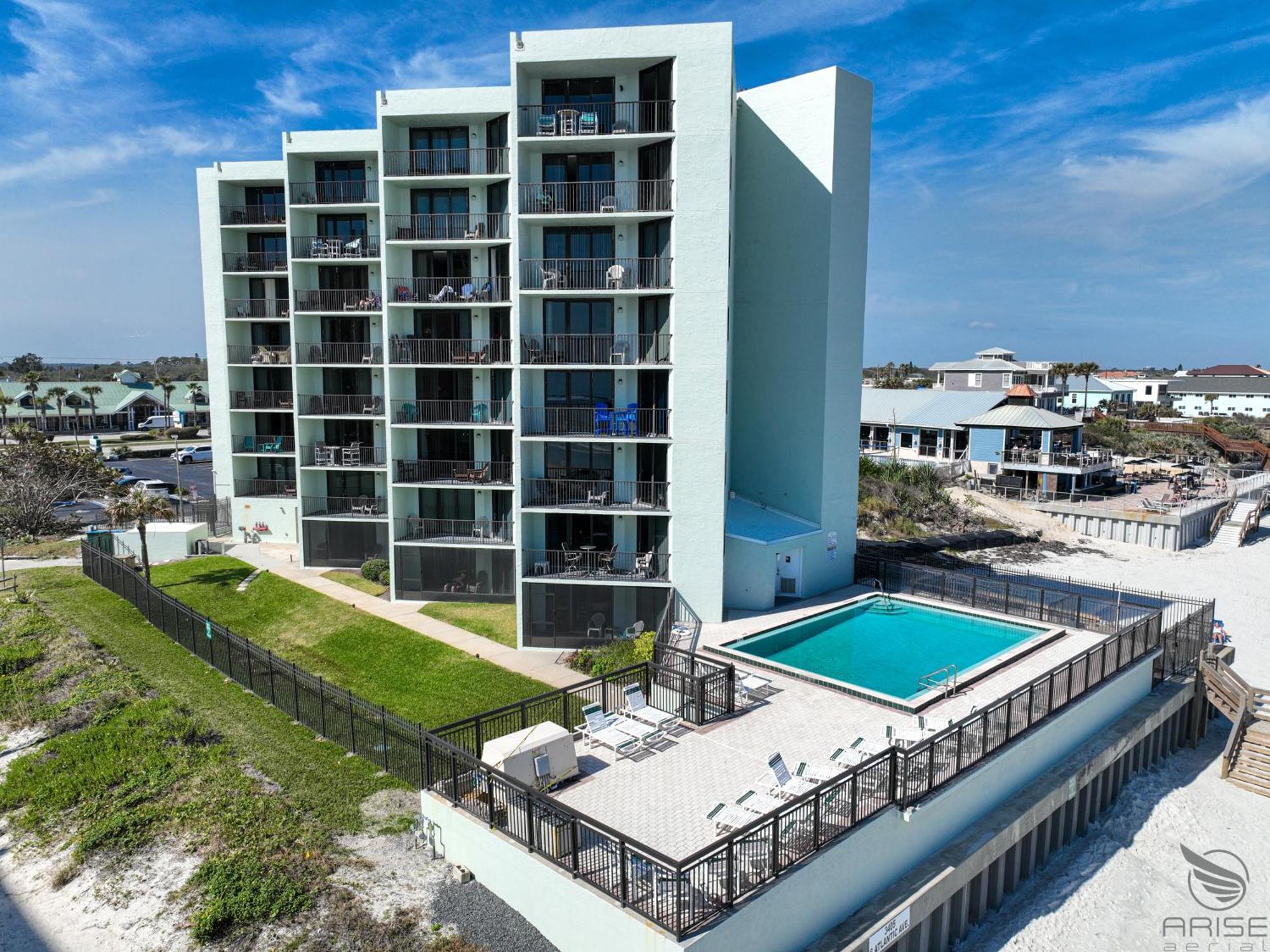Coastal On The At Ocean Trillium #501 Aparthotel