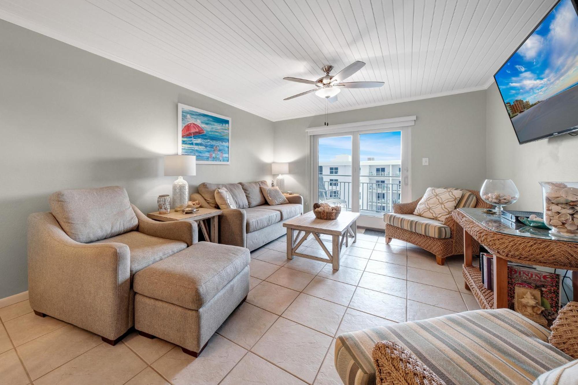 Holiday home Floor Ocean And Pool Views Located On No-drive With 2 Complex Pools New Smyrna Beach