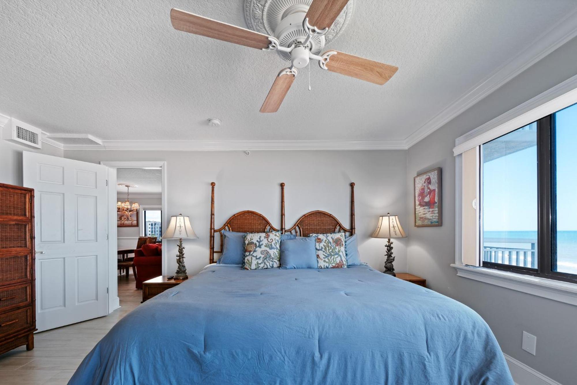 Holiday home Oceanfront Corner Views With Wrap Around Balcony And Complex Pool New Smyrna Beach