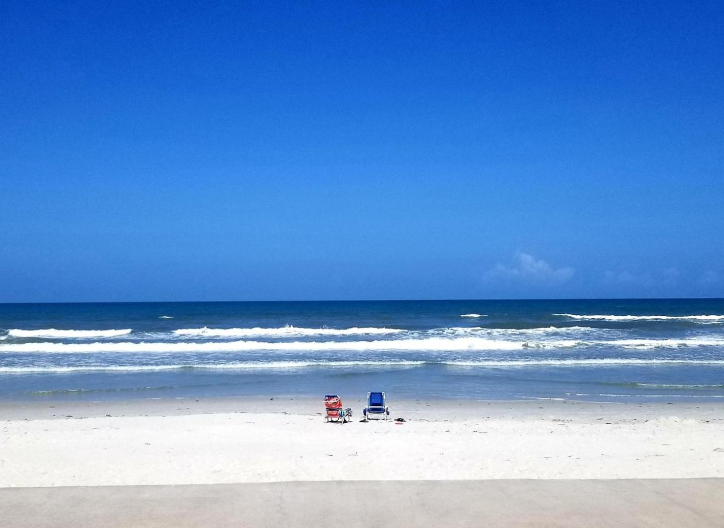 Apartment 410 - Fourth Floor 1/1 Sleeps 2 New Smyrna Beach