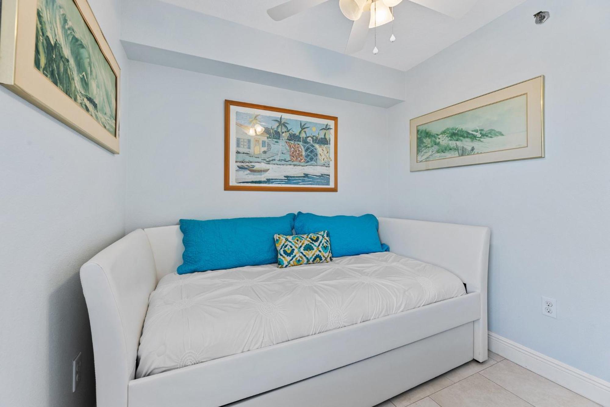 Palm House 3b With Oceanfront Views, Pool, And Private Access Apartment New Smyrna Beach
