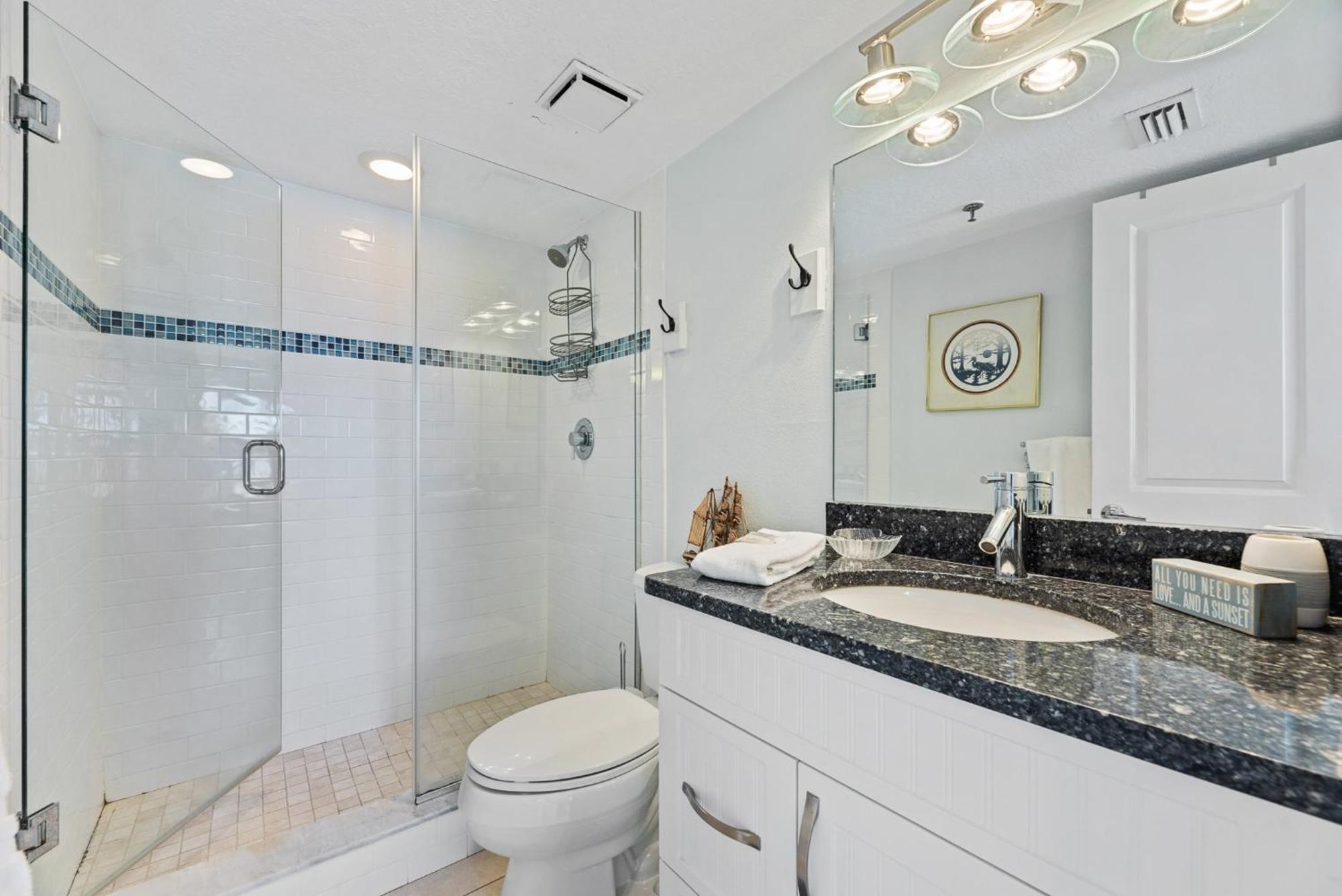 Palm House 3b With Oceanfront Views, Pool, And Private Access *