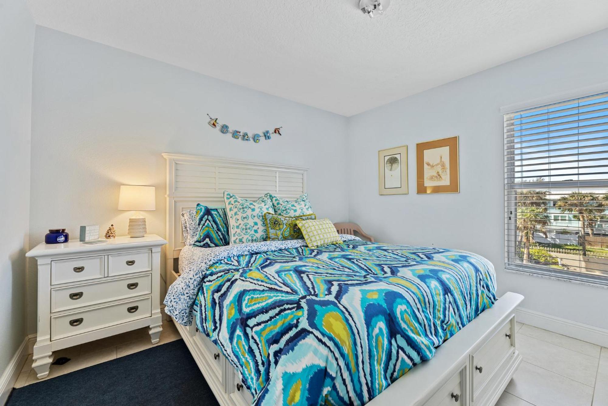 Apartment Palm House 3b With Oceanfront Views, Pool, And Private Access