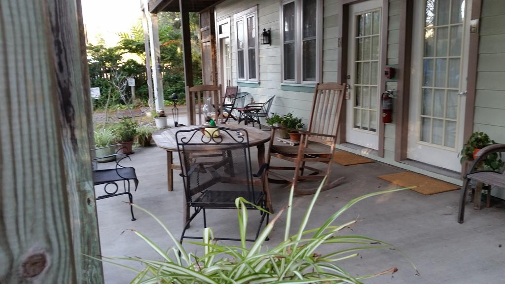 Anchor Nsb Bed & Breakfast