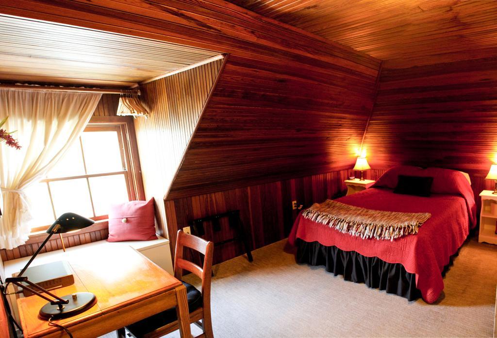 Bed & Breakfast Night Swan Intracoastal 2*
