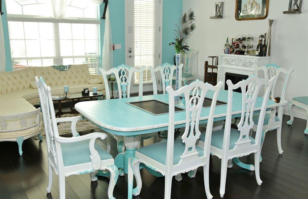 Bed & Breakfast On The Avenue