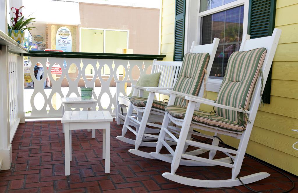 Bed & Breakfast On The Avenue New Smyrna Beach