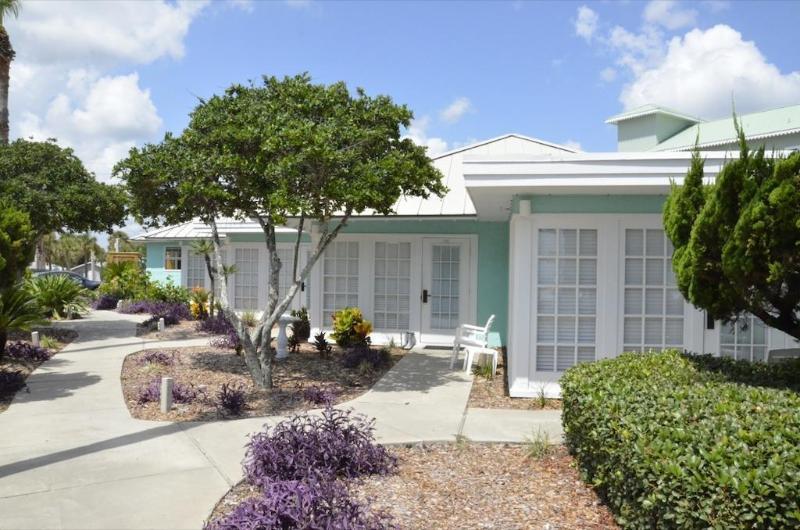Coconut Palms 2* New Smyrna Beach