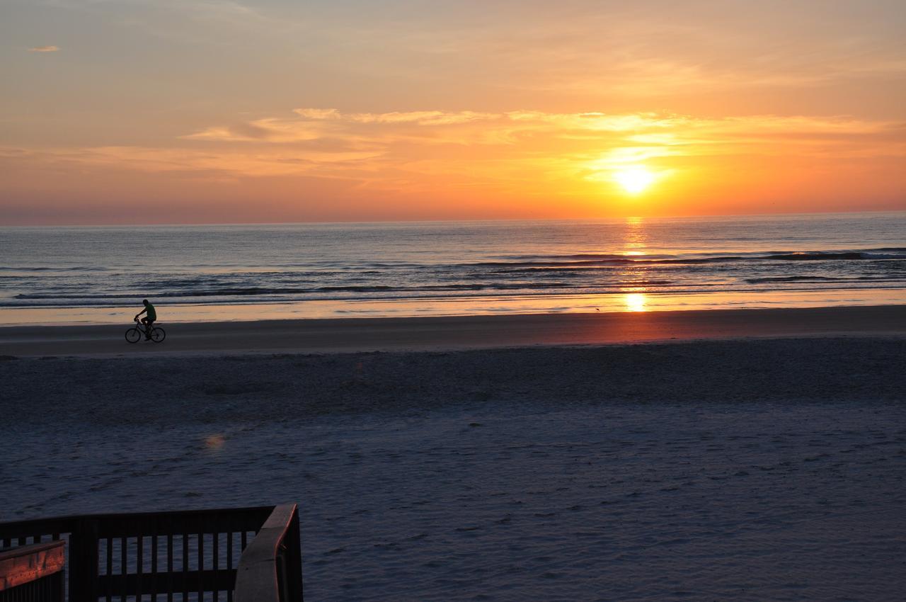 The Moontide Condominium New Smyrna Beach