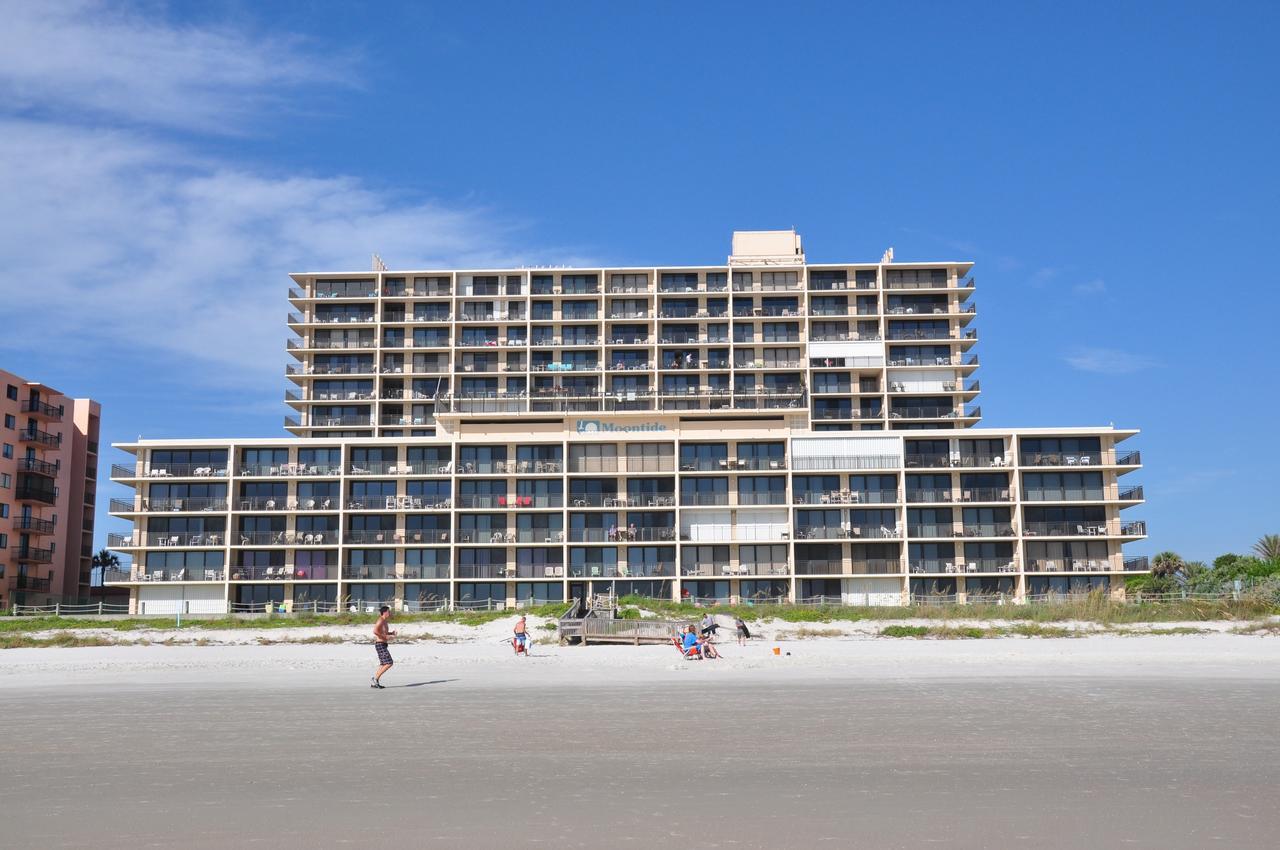 The Moontide Condominium 3*