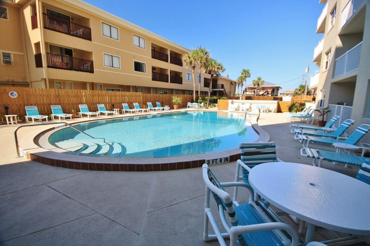 Ponce De Leon Towers Apartment