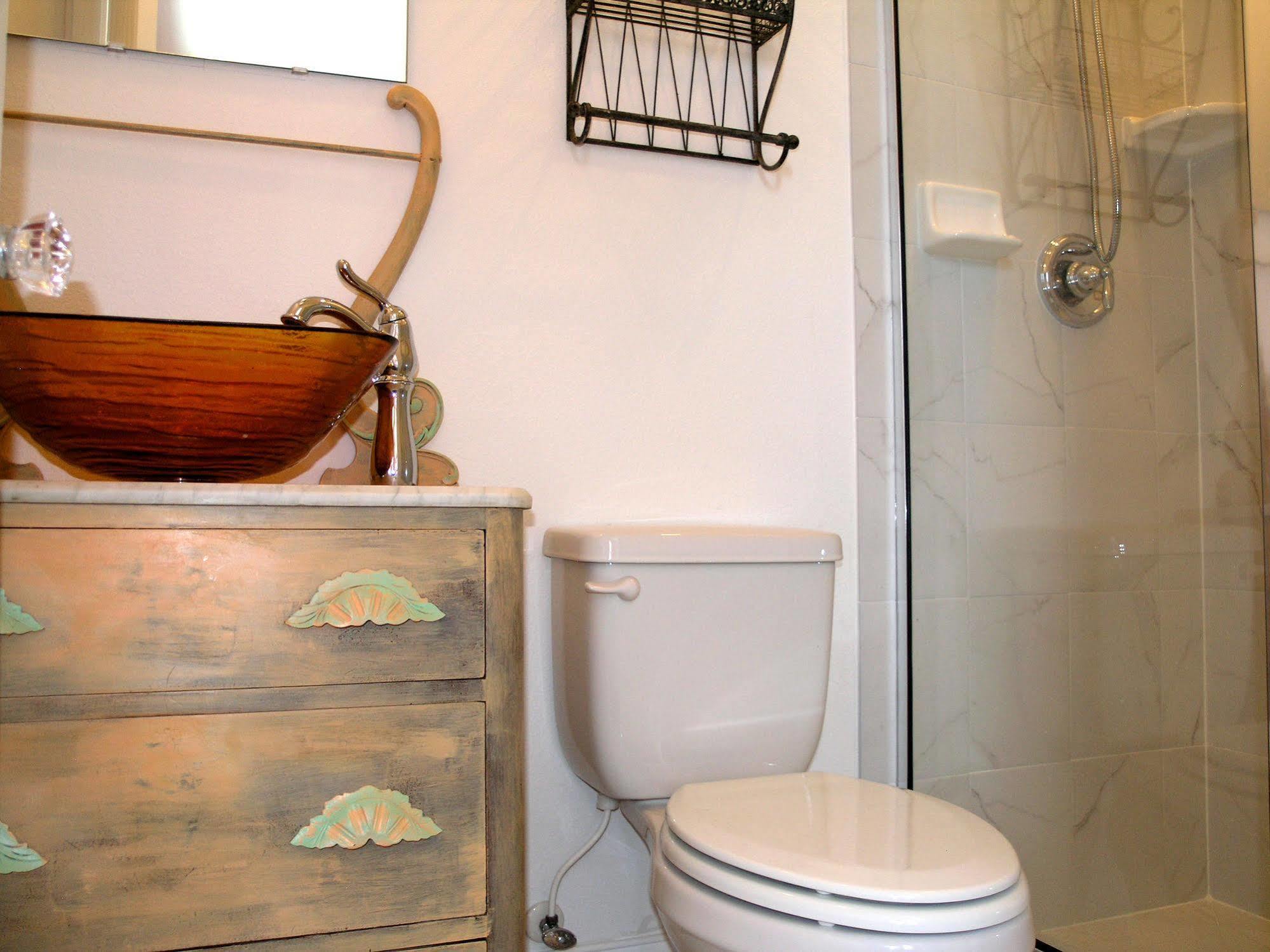 Bed & Breakfast On The Avenue 4*