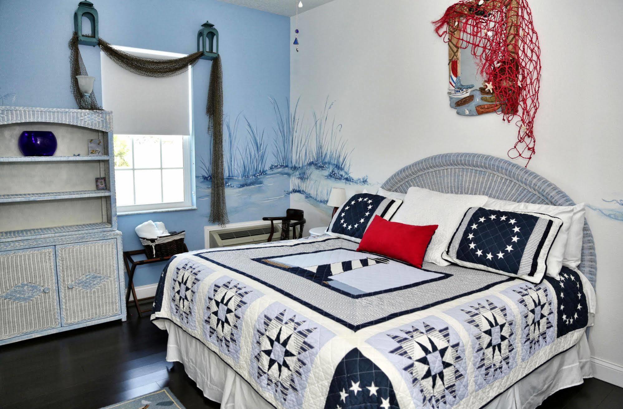 On The Avenue Bed & Breakfast