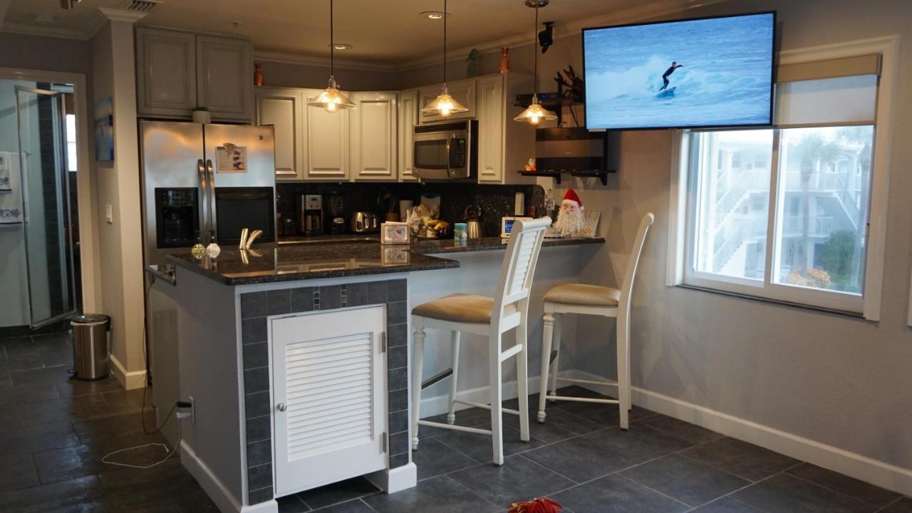 Apartment Paradise In New Smyrna Florida