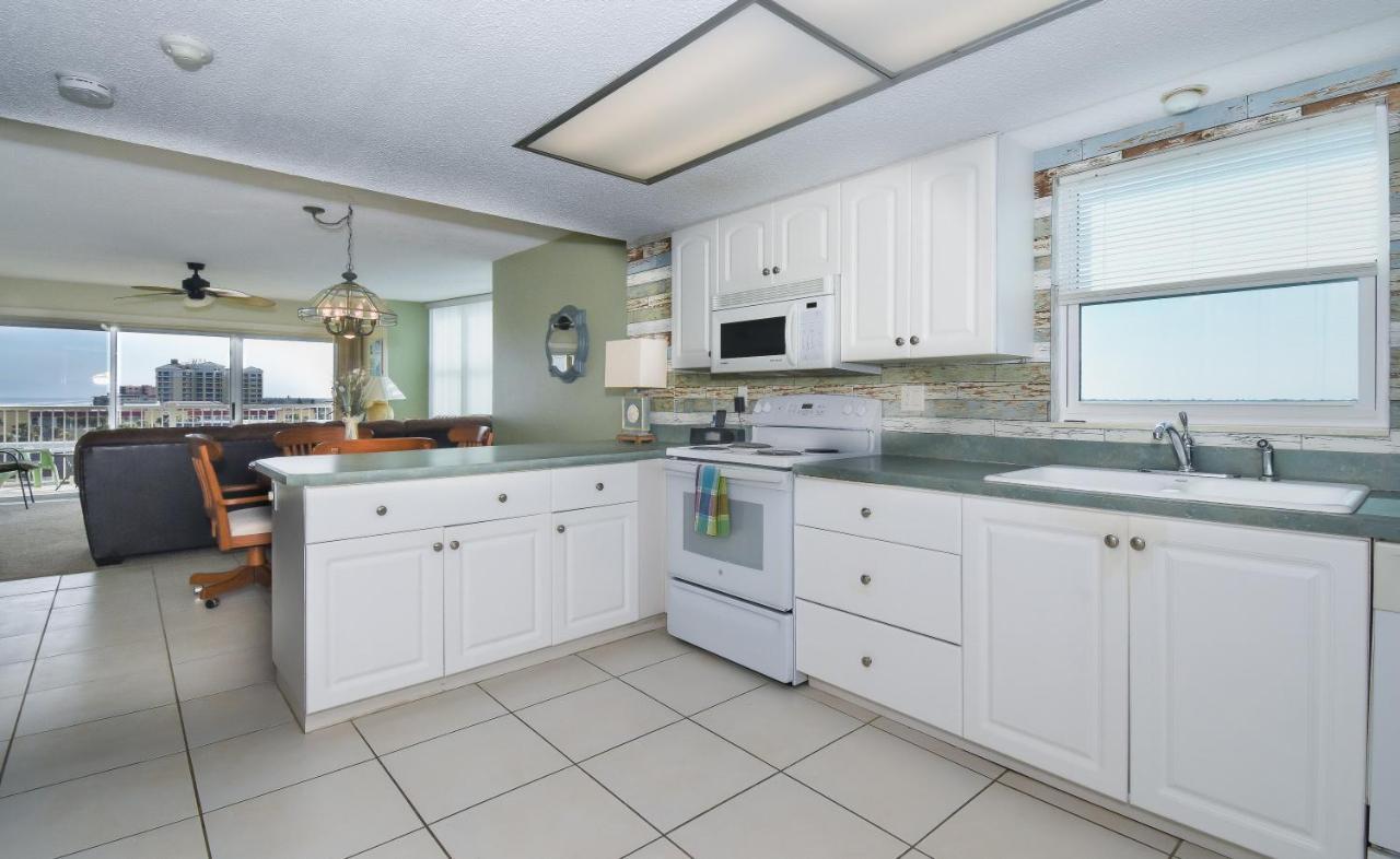 Pt608 - Family Friendly Beachfront 22 - Walk To Shoppingdining * New Smyrna Beach