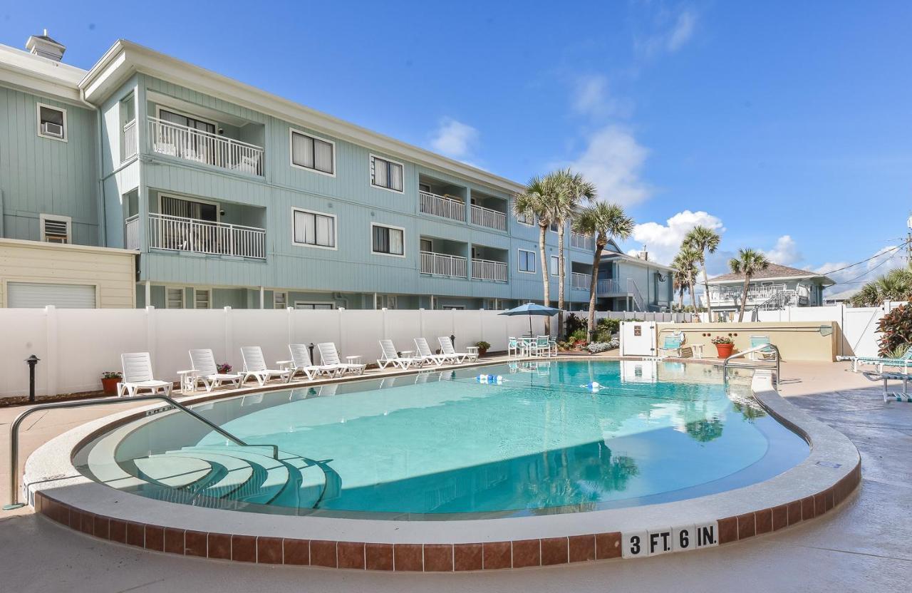 Pt608 - Family Friendly Beachfront 22 - Walk To Shoppingdining New Smyrna Beach